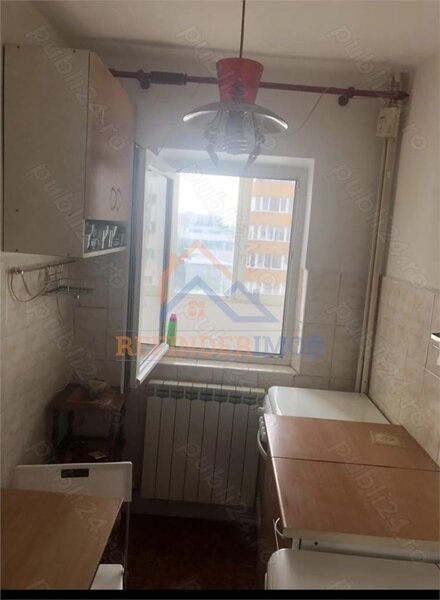 Rahova, zona Bolintineanu, garsoniera.